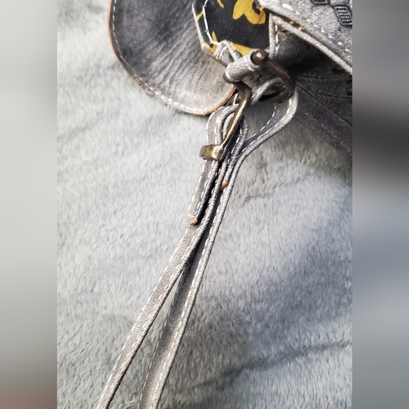 Leaders in Leather Gray Leather Clutch - Picture 8 of 11